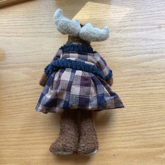 Pair Of Adorable Plush Moose Dolls In Plaid Outfits Holding Fish Decor - Picture 6 of 7